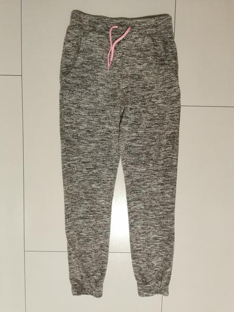 Nohavice page, takko,134