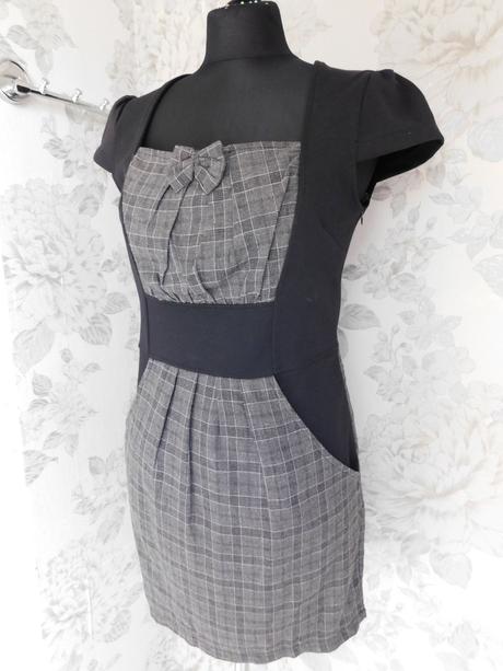 Pekne trendy elegantne šaty, 36