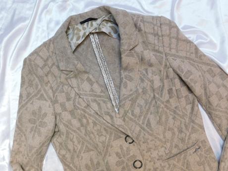 Luxusny damsky vlneny blejzer, 42