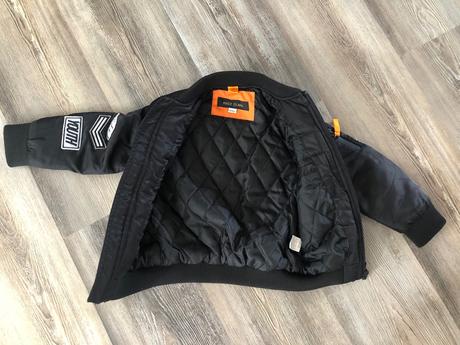 Bombera, river island,104