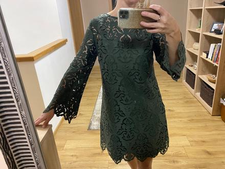 Kvalitne šaty z krajky, m