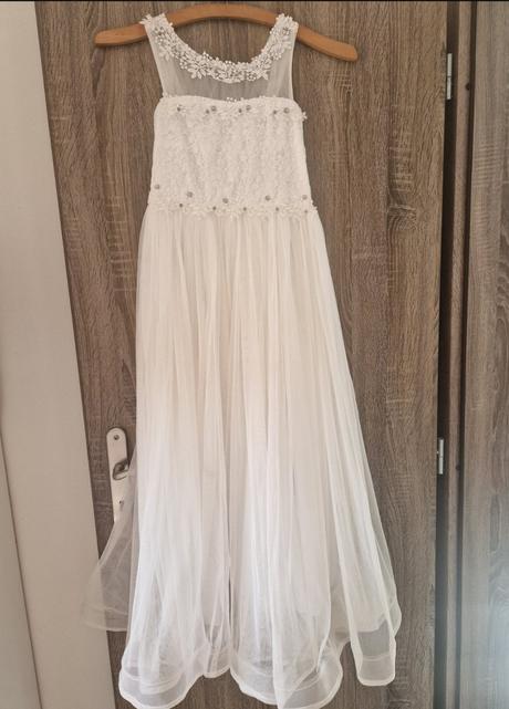 Nádherné šaty na 1. sv. prijímanie, 134