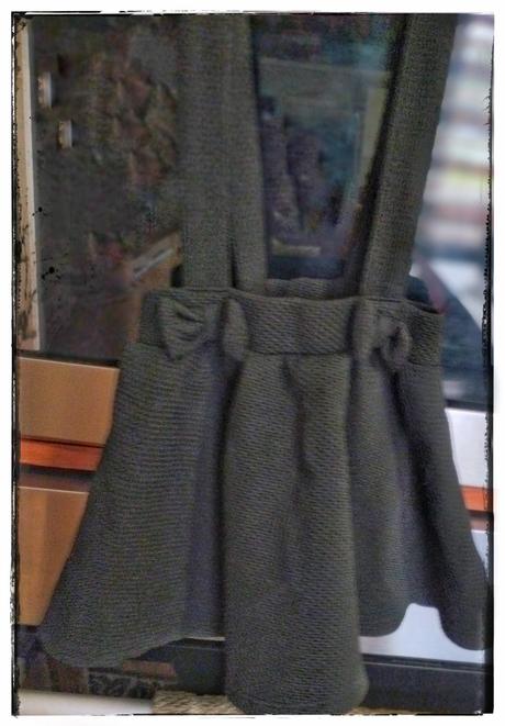 Nádherná suknička na traky masklickova1-2 r, 92