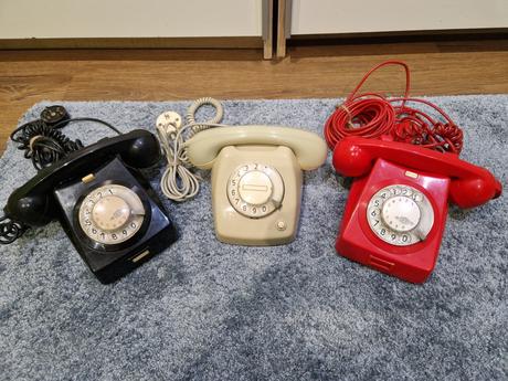 Retro telefóny,