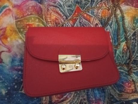 Crossbody, 