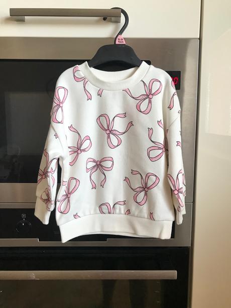 Krásna mašličková mikina 91, 92