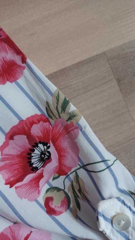Kvetovaná blúzka, košeľa, stradivarius,s