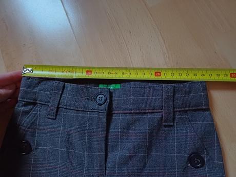 Krátke elegantné nohavice, benetton,110