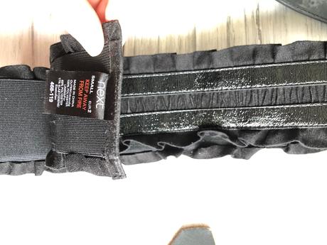 Rôzne opasky klobúky, 