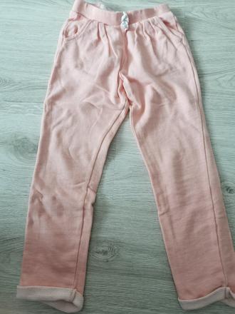 Tepláky 5-6rokov, lupilu,116