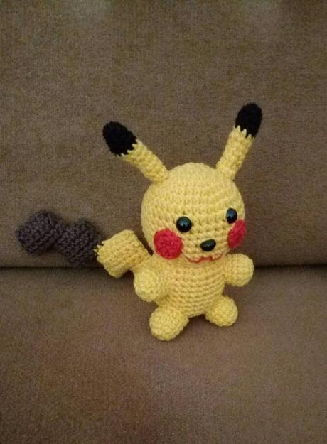 Háčkovaný pokémon pikachu, 