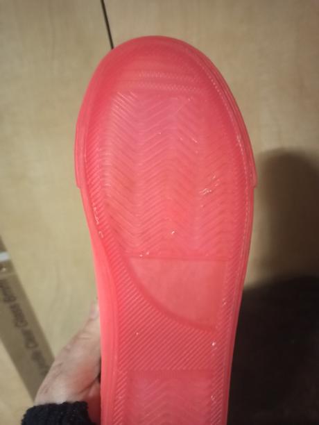 Neónové plátenky, reserved,32