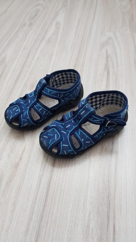 Papučky, ren but,24