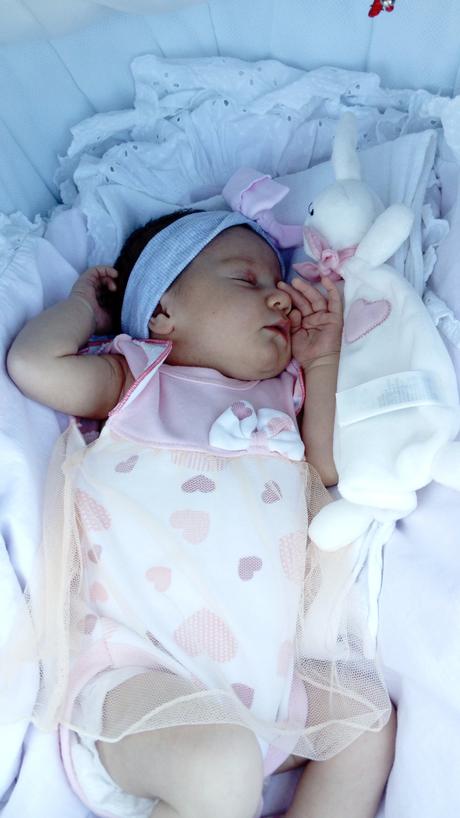 Body so suknickou, 56