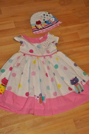 Mačičkove saty a čiapočka, next,104