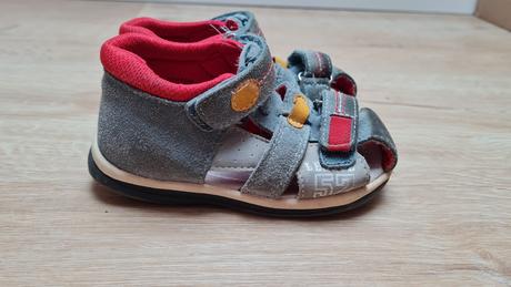 Sandálky, protetika,24