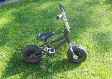Venom mini bmx bike, bmx,12