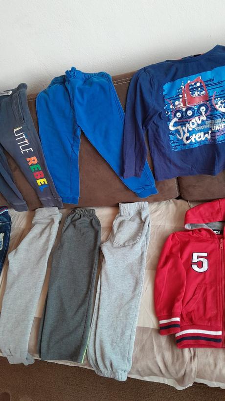 Balík oblečenia 98-104, 104–116