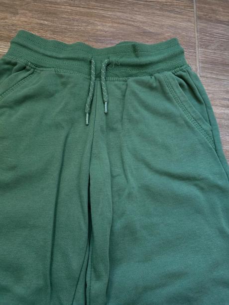 Tepláky č.122, primark,122