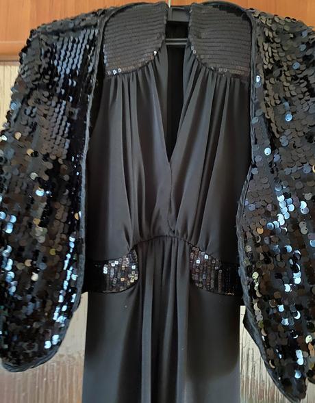 Spoločenské šaty zn. e7 paris v. s/m, s