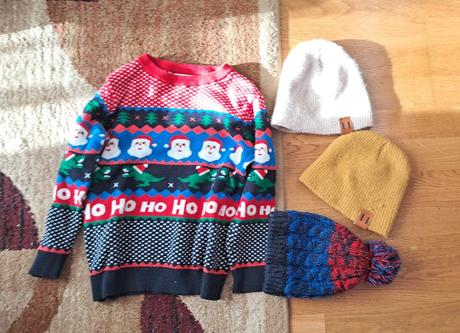 Vianočný pulóver s čiapkami 116 a pracovné zošity, 104–116