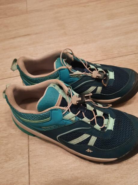 Turisticke topanky, 36