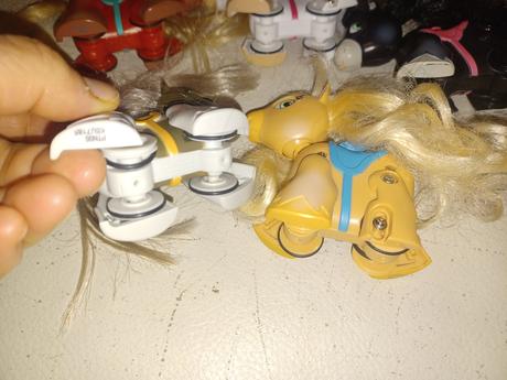 Poniky koníky na magnet,