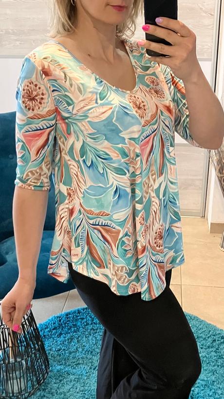 Dámska blúzka s letným vzorom, l / m / s