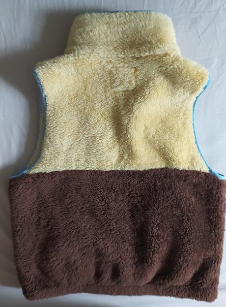 Teplá vesta the tinny big sisters, s