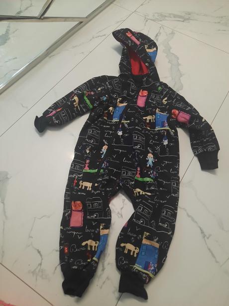 Softshelovy overal, 92