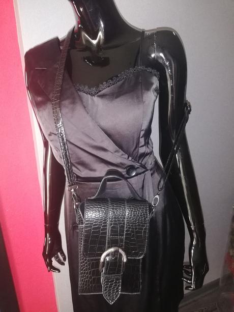 Kožená crossbody kabelka,