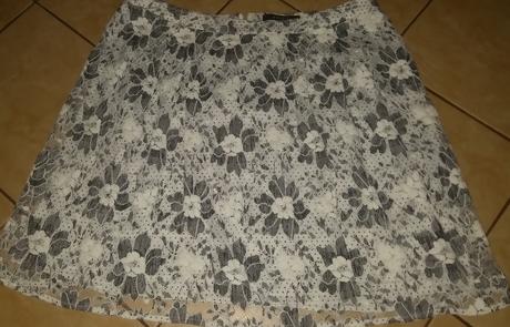 Kvetovaná sukňa a blúzka ako darček, esprit,m