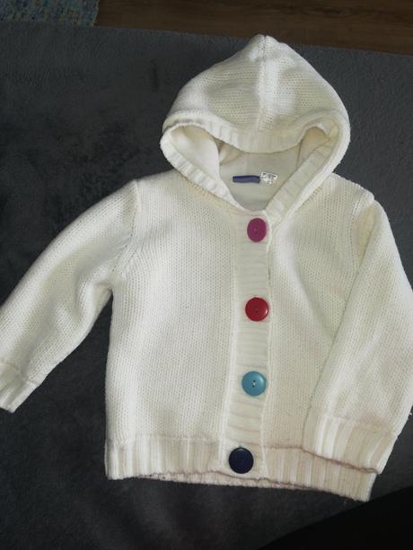 Teplý svetrík, lupilu,80