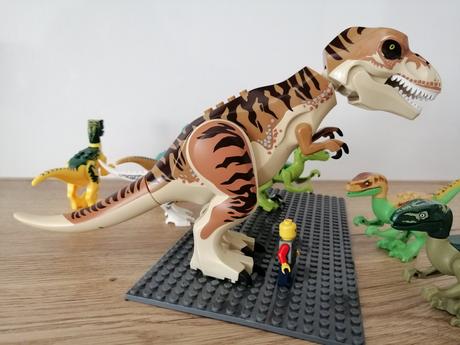 Veľká dino stavebnica 28cm,