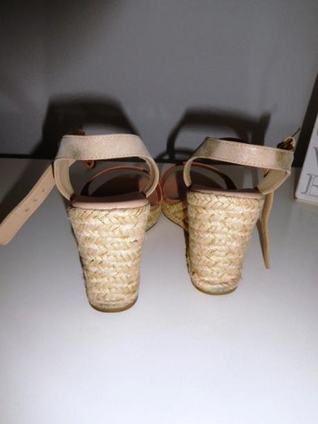 Krásne pohodlné sandálky, deichmann,37