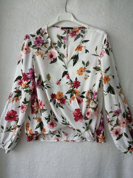 Pekná blúzky od bershky, bershka,36