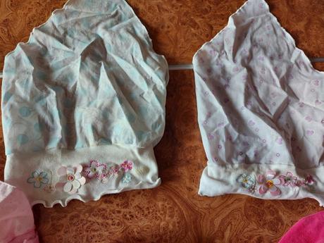 4x satka, klobúčik, čiapka a šiltovka, 122