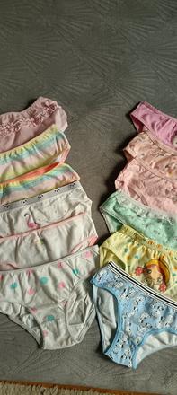 Balík dievčenských nohavičiek 12 ks,super stav, disney,122