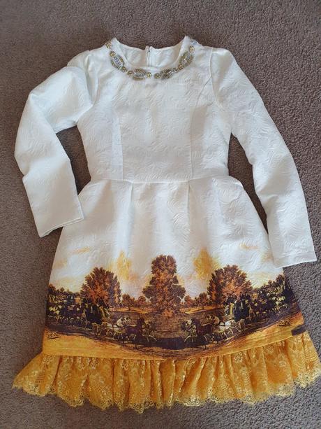 Prenádherné šaty xs, xs