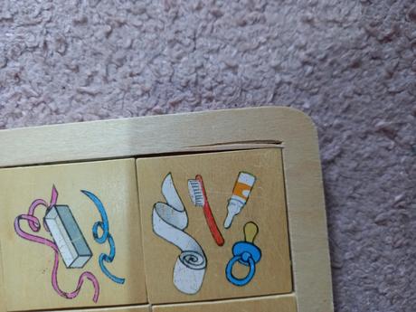 Drevená skladačka (priraďovanie obrázkov)krtko,