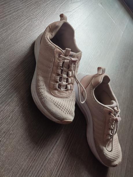 Tenisky veľ. 36, 36