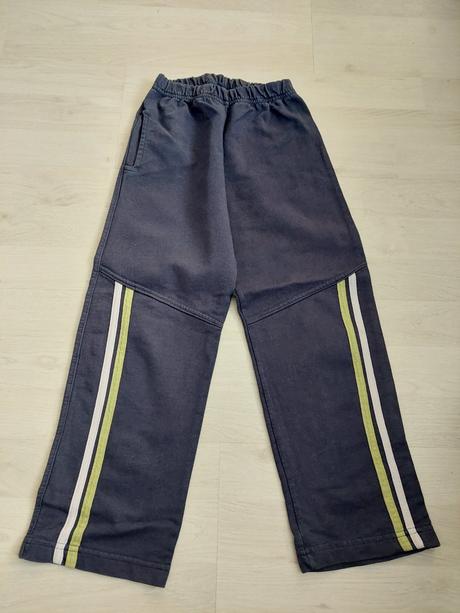 Tepláky č.122, 122