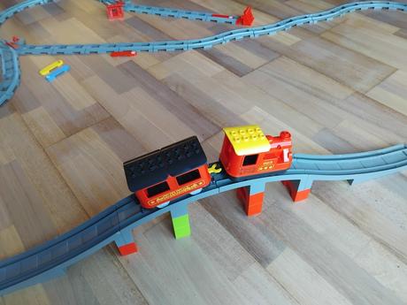 Vlak lego duplo,