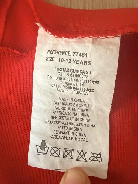 Karnevalový kostým among us,