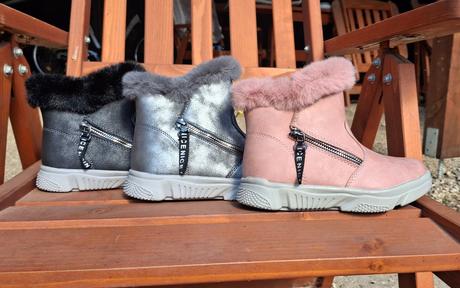 Dievčenské zateplené čižmy na zips č.31,32,34,35, 31 / 32 / 34 / 35