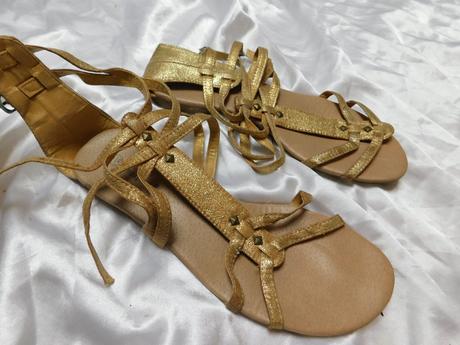 Pekne zlaté gladiátorky, atmosphere,41