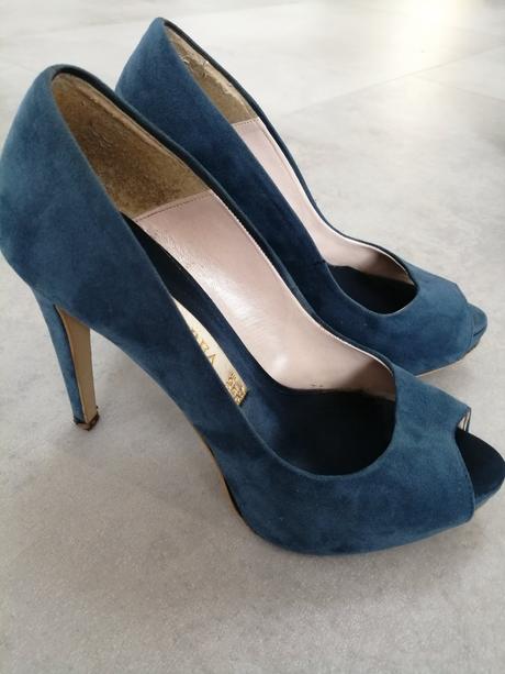 Sandále z brúsenej kože, 36