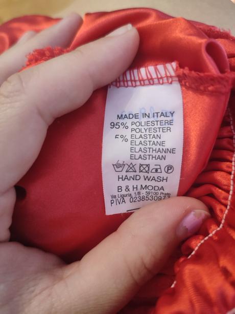 Spoločenské šaty, 