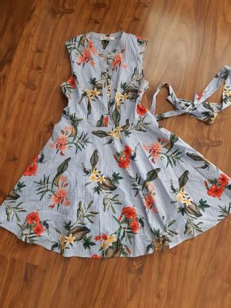 Kvietkované šaty, amisu,40