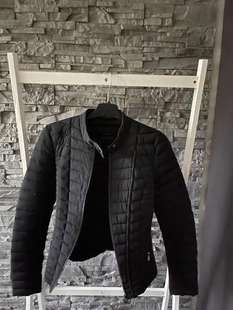 Guess v.xs, guess,xs
